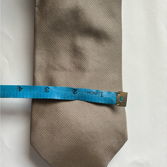 Bachrach Elegant Tan Men's Tie - Picture 6 of 7